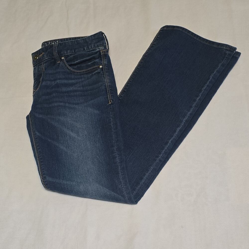 Express Women's 2R Stella Low Rise Bootcut Blue Medium Wash Stretch Jeans